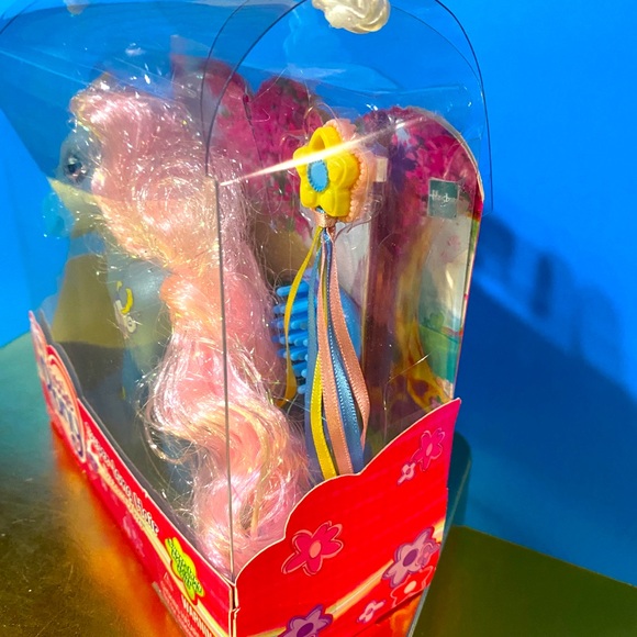 MY LITTLE PONY G3 2004 NWT DREAM BLUE PONY WITH SUPER-LONG HAIR & ACCESSORIES - Picture 10 of 12